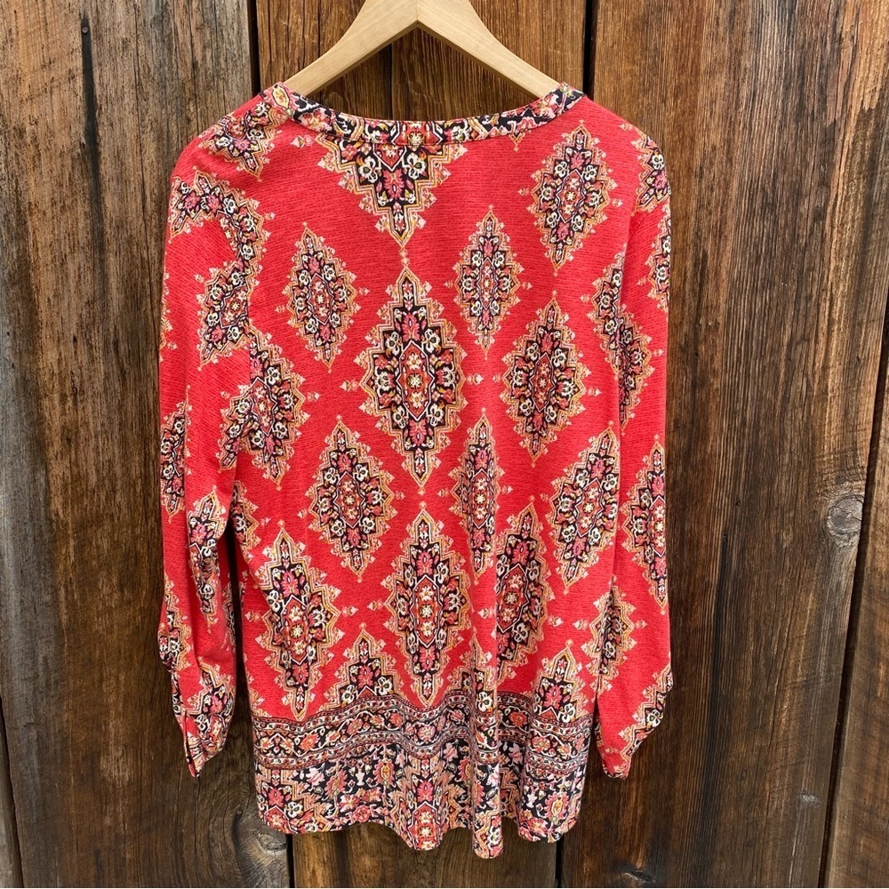 Style & Co Mosaic Patterned Long sleeve top. Size XL - Picture 2 of 10